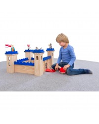 CASTELO DE MADEIRA MONTÁVEL