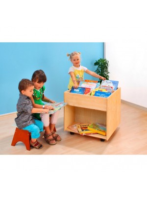 Biblioteca Móvel - Móvel com Rodas