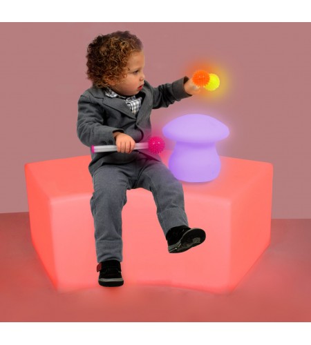 Banco Curvo Sensorial com Iluminação LED Banco Curvo Sensorial com Iluminação LED
