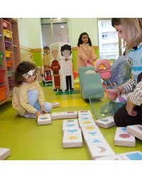 Dominó de 28 Peças com Cores e Formas